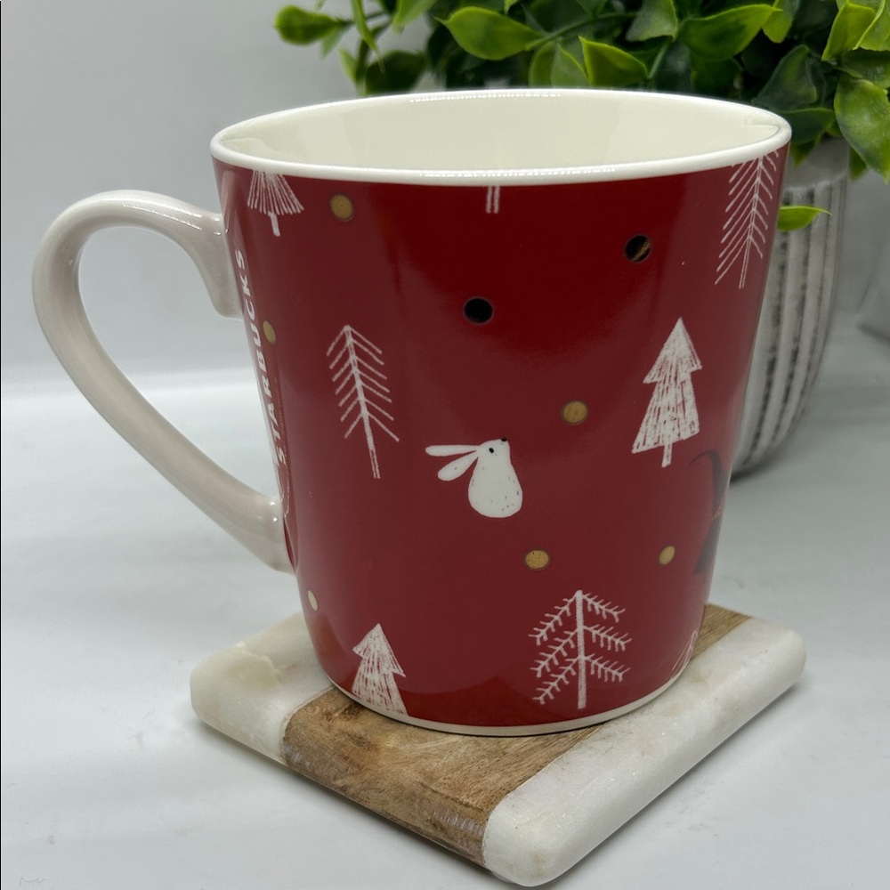 Starbucks 2019 Christmas Trees Red, White & Gold,Ceramic 18 Oz. Mug NWOT
